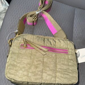 Universal Thread Green Bag